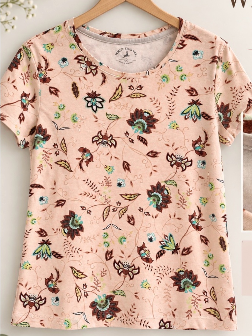 White Stag Womenโs Size M Pink Floral Short Sleeve Tee Top